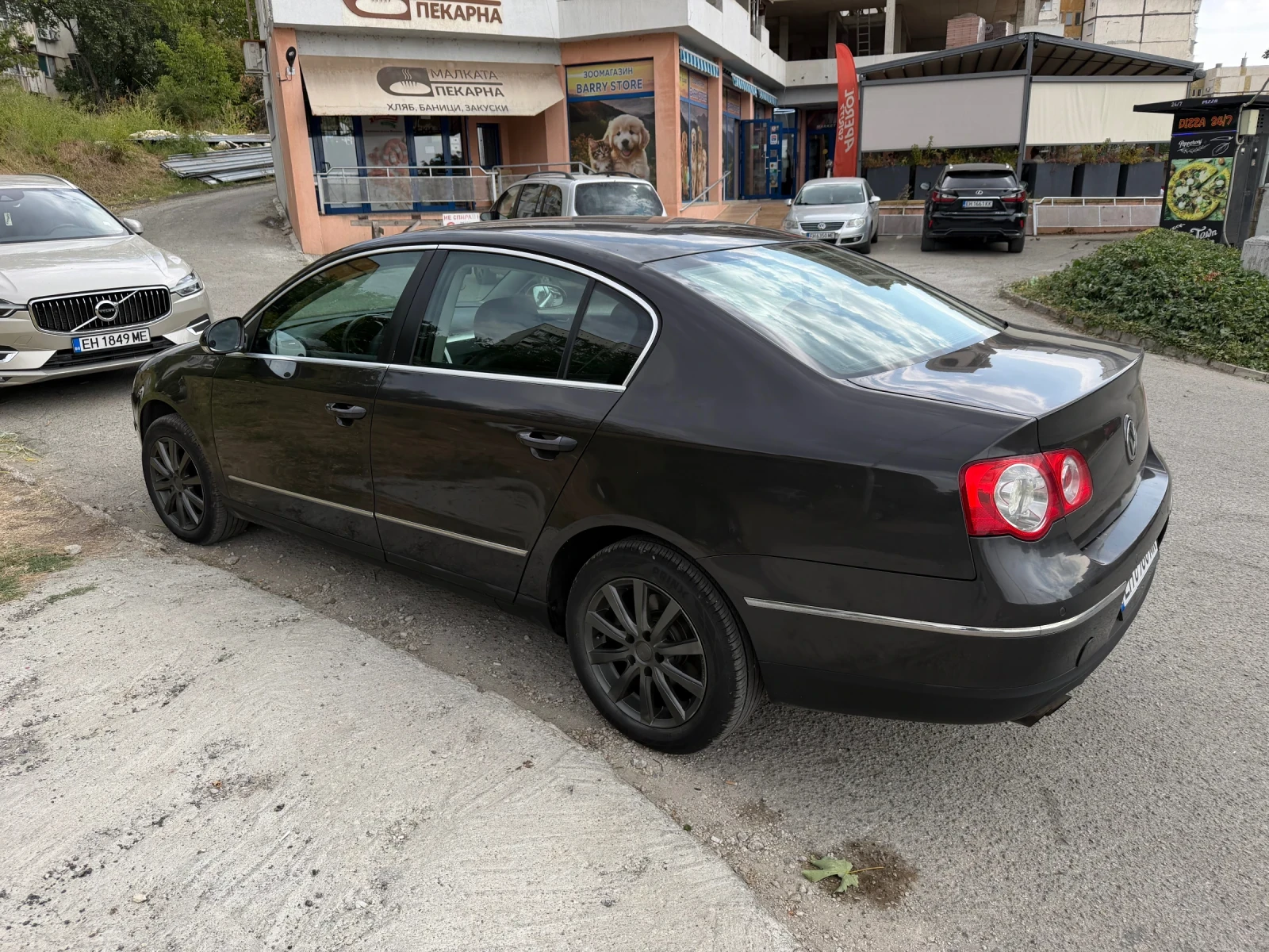 VW Passat Седан* Автоматик* Highline* Подгрев* , снимка 7 - Автомобили и джипове - 56028354
