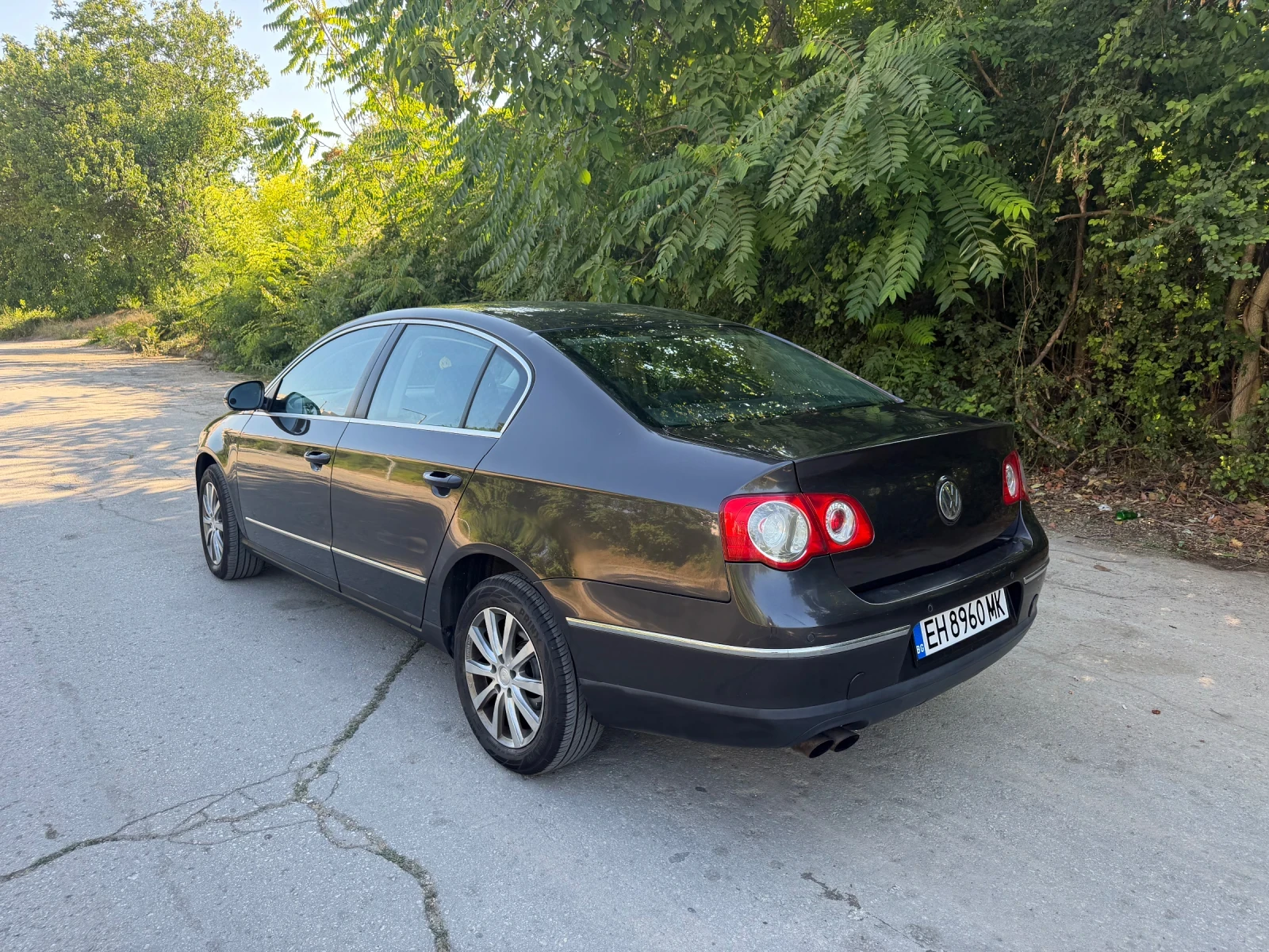 VW Passat Седан* Автоматик* Highline* Подгрев* , снимка 5 - Автомобили и джипове - 55628906