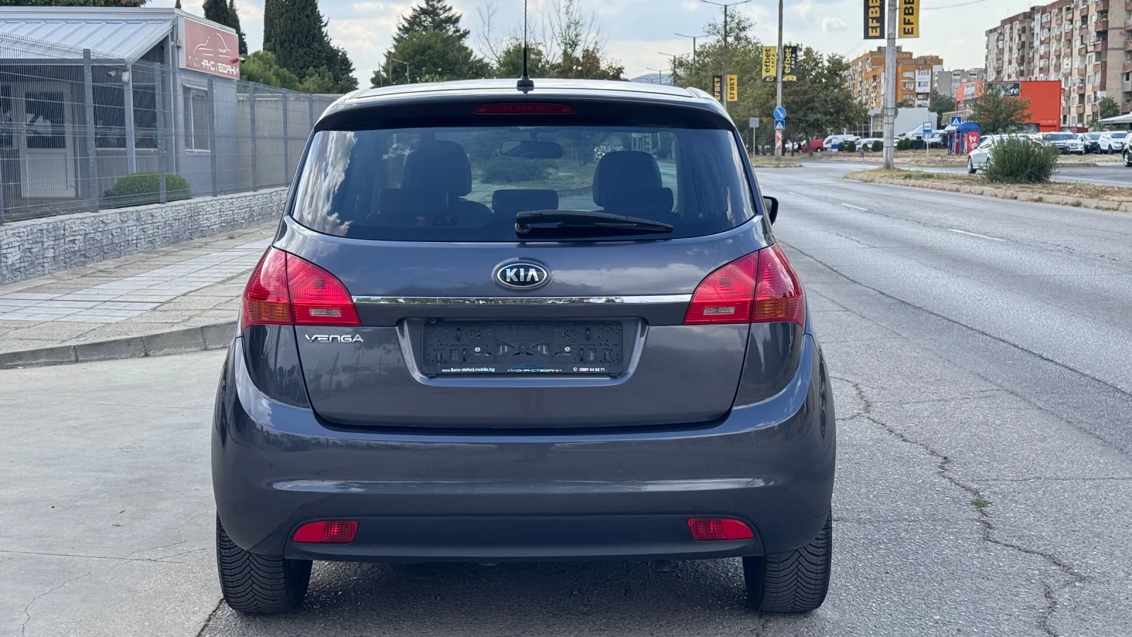 Kia Venga 1.4i 157хил.км* FACE* NAVI* КАМЕРА* , снимка 4 - Автомобили и джипове - 55951016