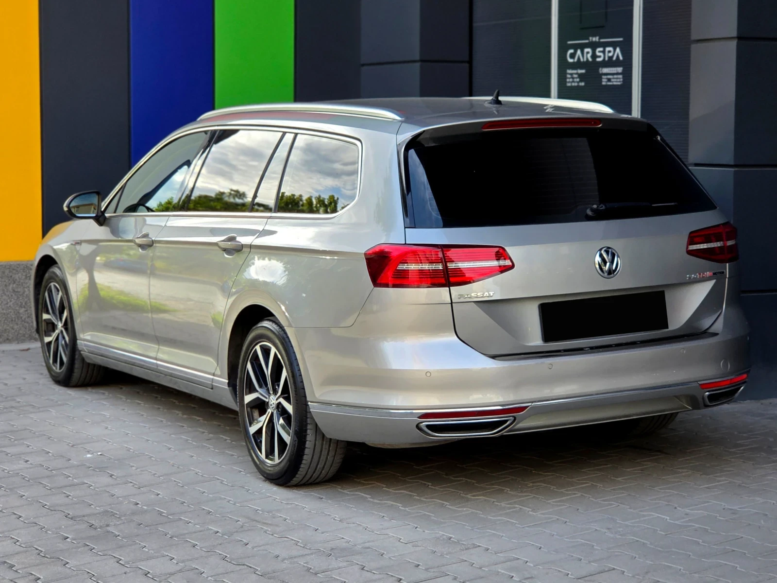 VW Passat 2.0 TDI DSG * Digital * Highline * LED 240 к.с., снимка 6 - Автомобили и джипове - 56087224