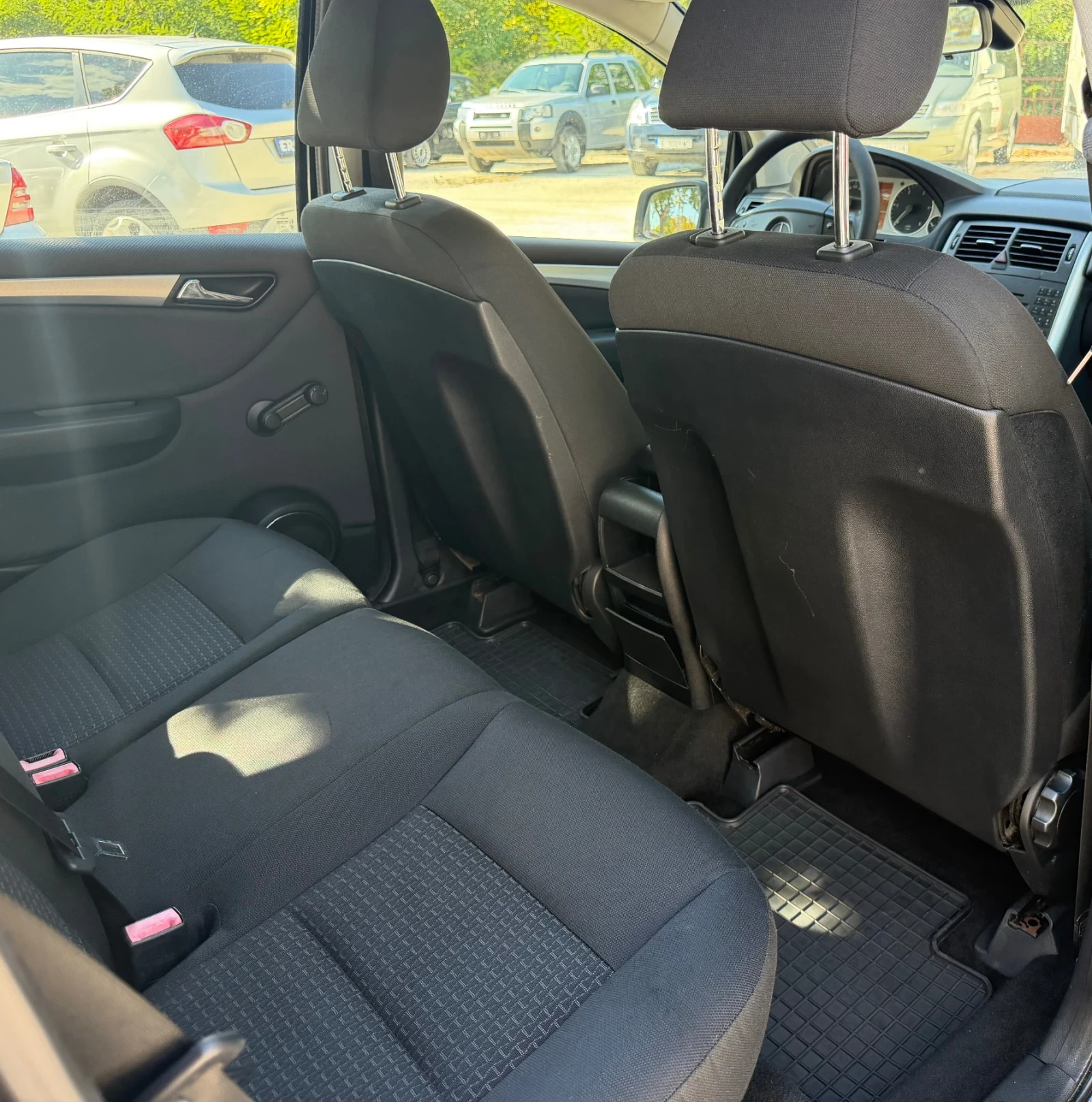 Mercedes-Benz B 180 CDI, снимка 8 - Автомобили и джипове - 56272002