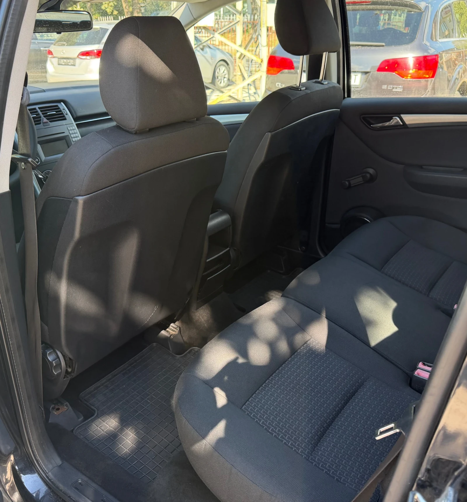Mercedes-Benz B 180 CDI, снимка 7 - Автомобили и джипове - 56272002
