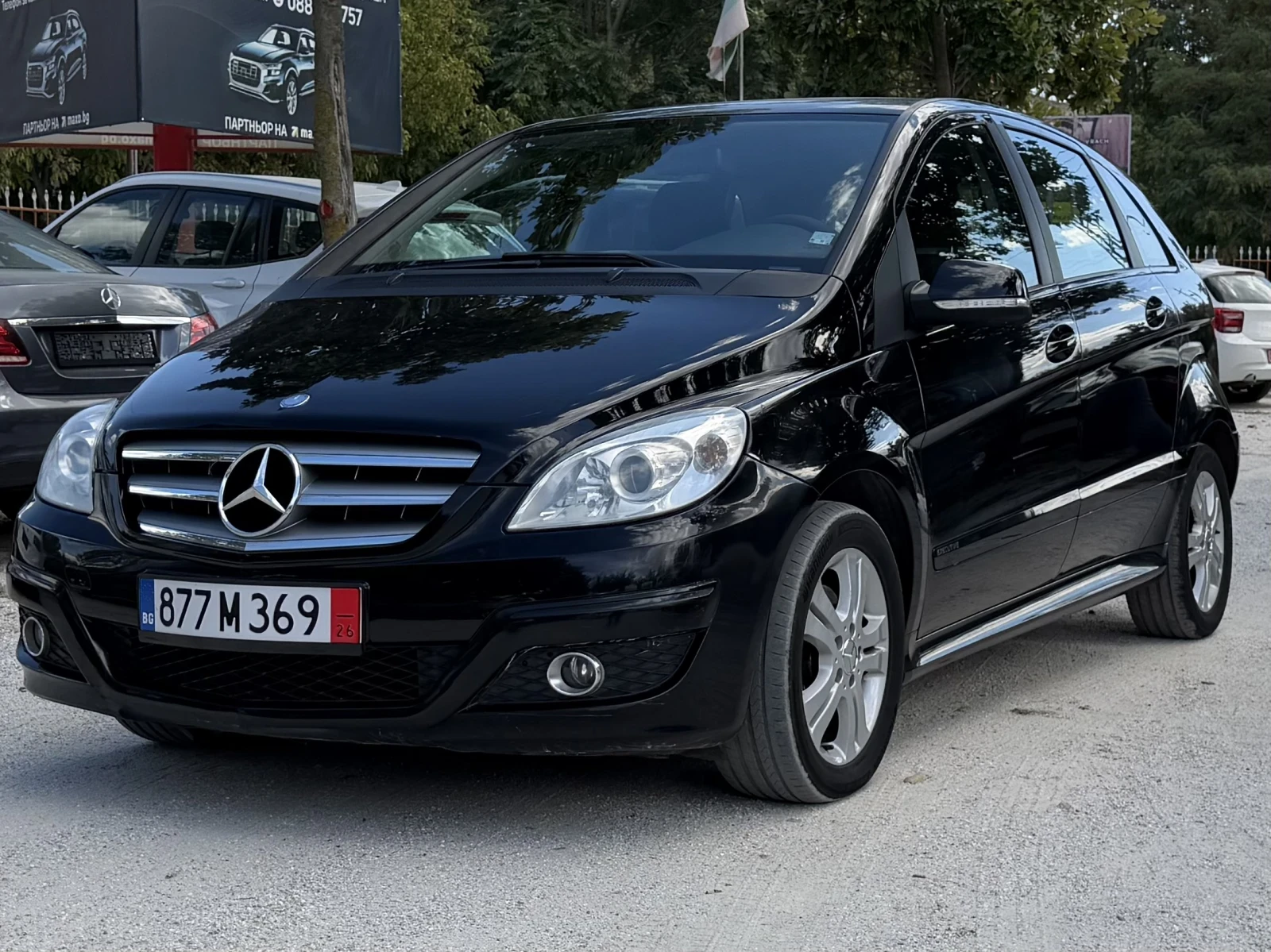 Mercedes-Benz B 180 CDI, снимка 2 - Автомобили и джипове - 56272002