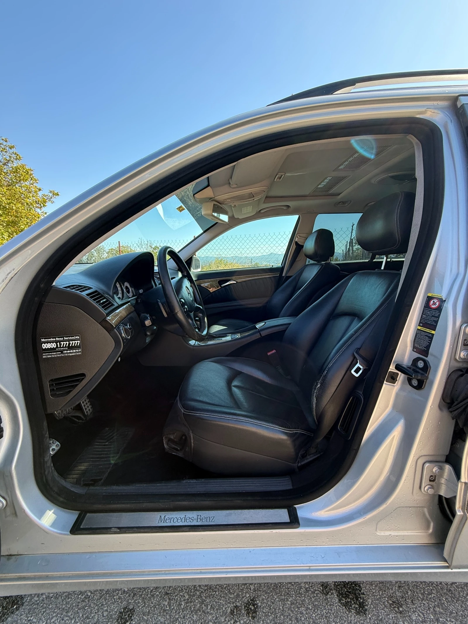 Mercedes-Benz E 320, снимка 7 - Автомобили и джипове - 56485023
