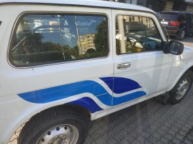 Lada Niva 4x4 1.7i | Mobile.bg    6