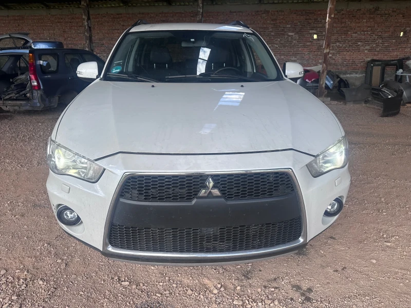 Mitsubishi Outlander 2.2 177 НА ЧАСТИ, снимка 2 - Автомобили и джипове - 50364746
