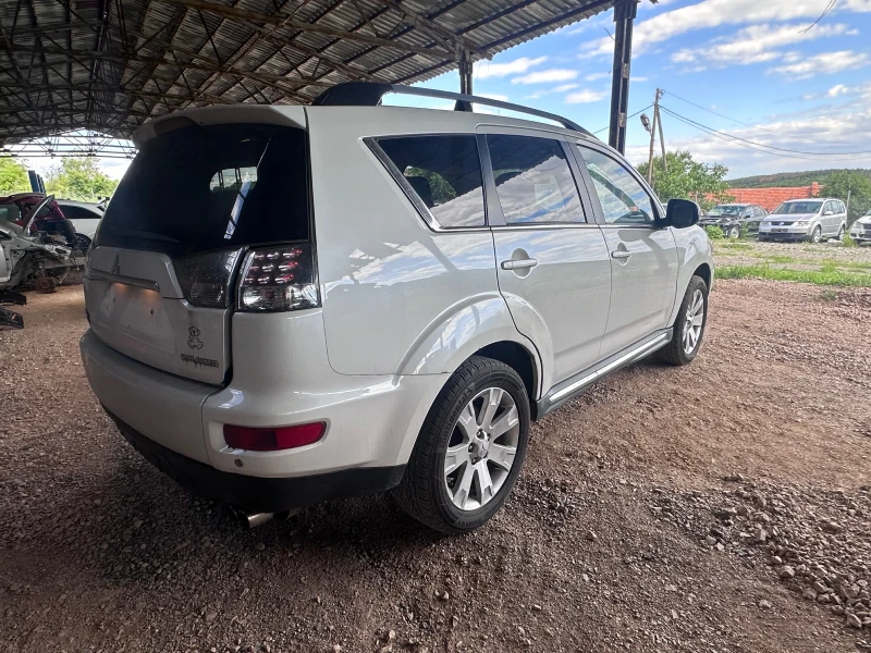 Mitsubishi Outlander 2.2 177 НА ЧАСТИ, снимка 5 - Автомобили и джипове - 50364746