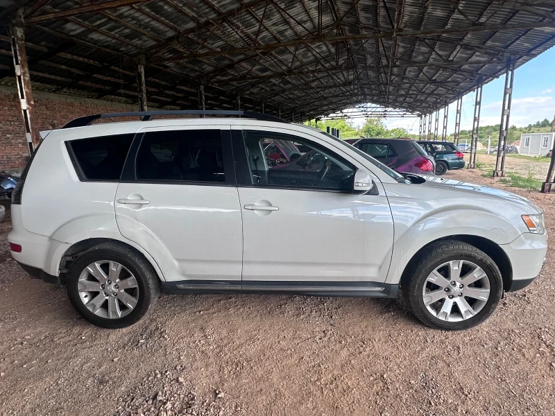 Mitsubishi Outlander 2.2 177 НА ЧАСТИ, снимка 4 - Автомобили и джипове - 50364746