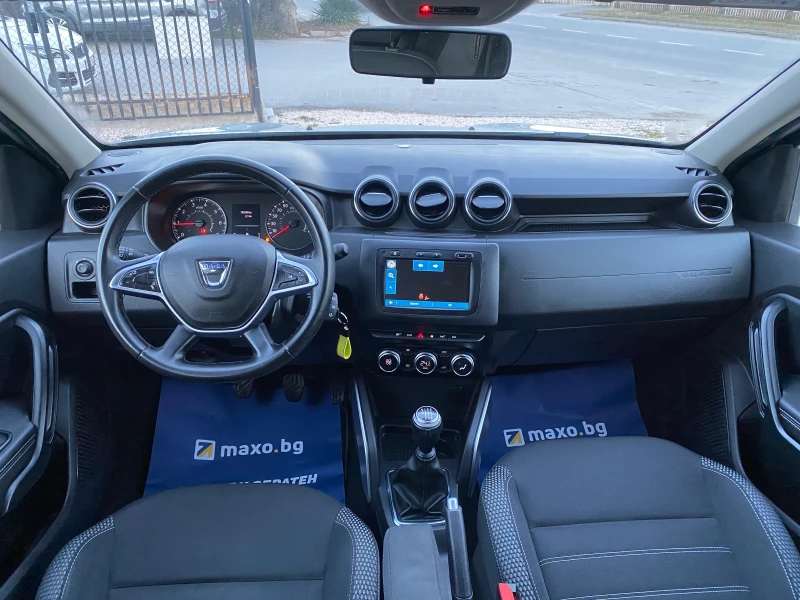 Dacia Duster 1.5 dci /116 k.c./ Navi/ Камери 360 градуса/, снимка 11 - Автомобили и джипове - 52921101