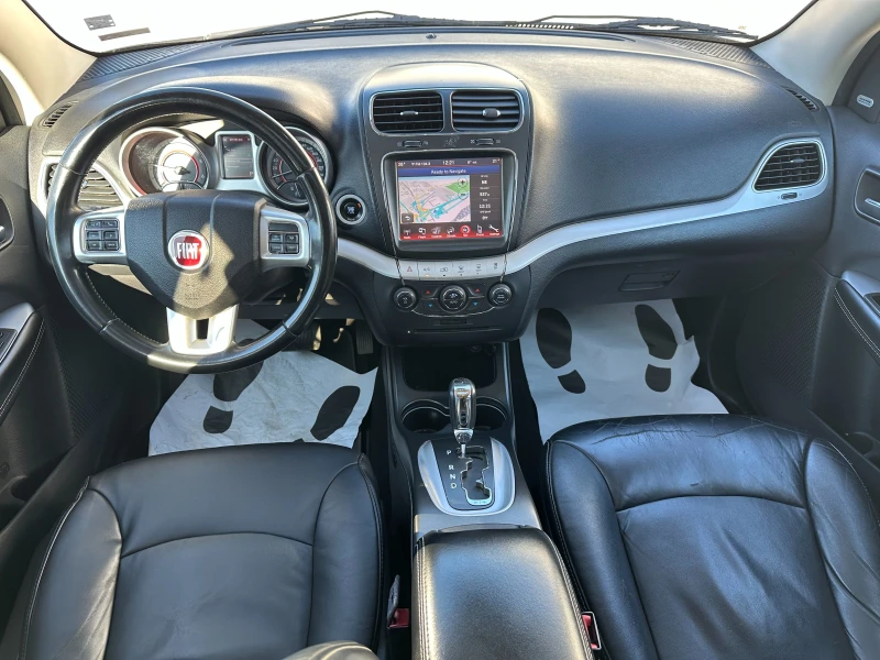 Fiat Freemont 2.0d 170 к.с. 7-местен, снимка 11 - Автомобили и джипове - 52961699