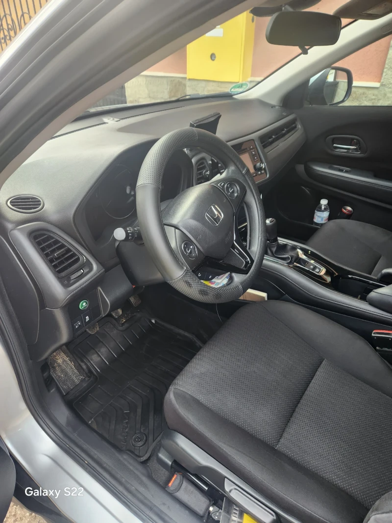 Honda Hr-v, снимка 2 - Автомобили и джипове - 53103292