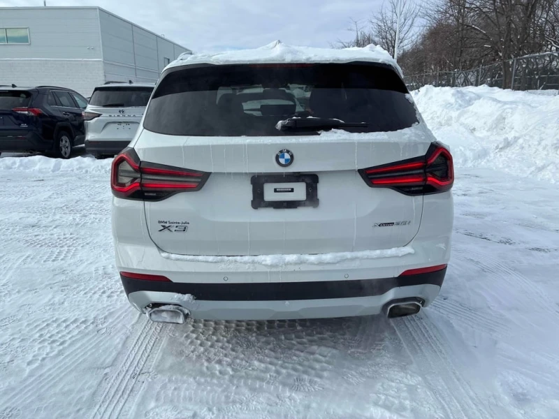 BMW X3 * xDrive30i * CARFAX * БЕЗ ПЪРВОНАЧАЛНА ВНОСКА, снимка 4 - Автомобили и джипове - 53308226