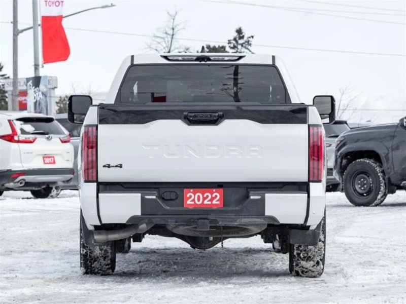 Toyota Tundra * CrewMax Platinum* * Aвтокредит* * Сервизна истор, снимка 4 - Автомобили и джипове - 53431192