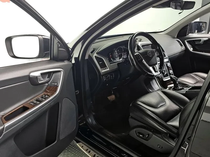 Volvo XC60 42095237, снимка 10 - Автомобили и джипове - 54879979