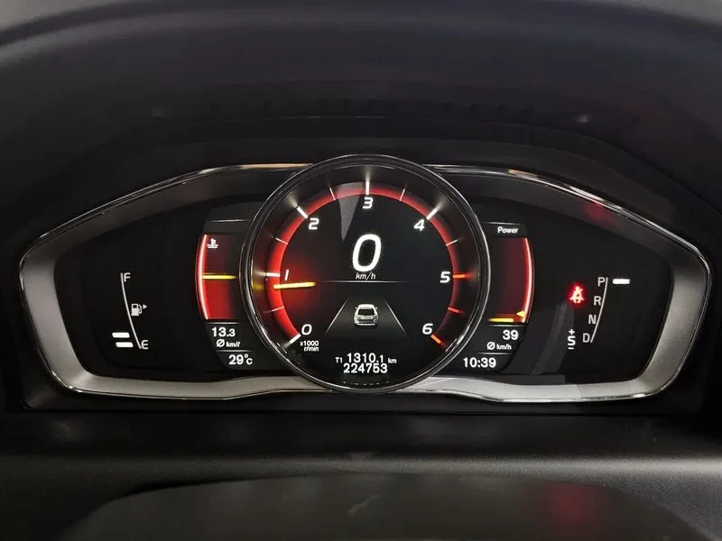 Volvo XC60 42095237, снимка 8 - Автомобили и джипове - 54879979