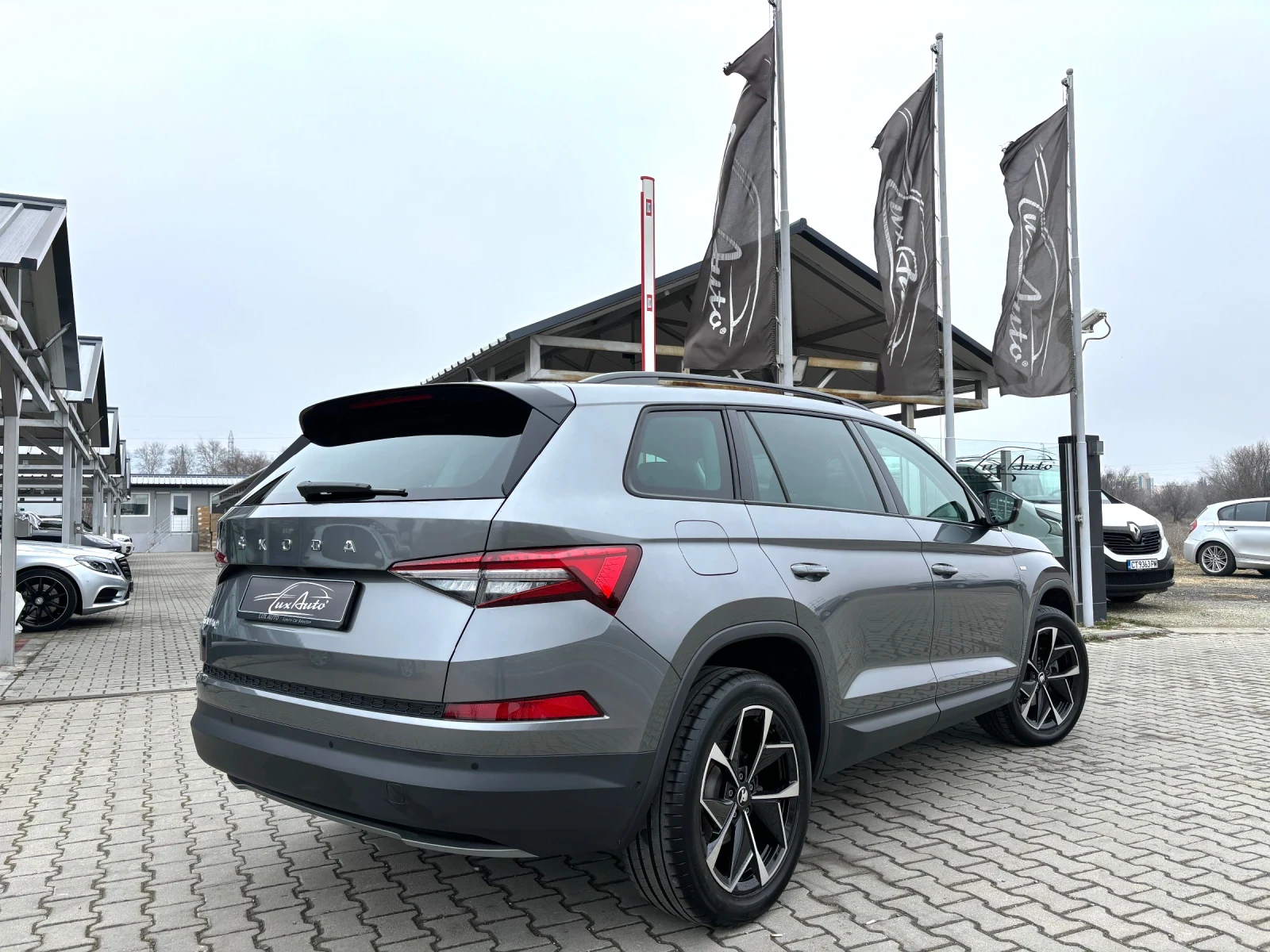 Skoda Kodiaq 2.0TDI#SELECTION#6+ 1#MATRIX#DIGITAL#НОВА#ГАРАНЦИЯ - изображение 4