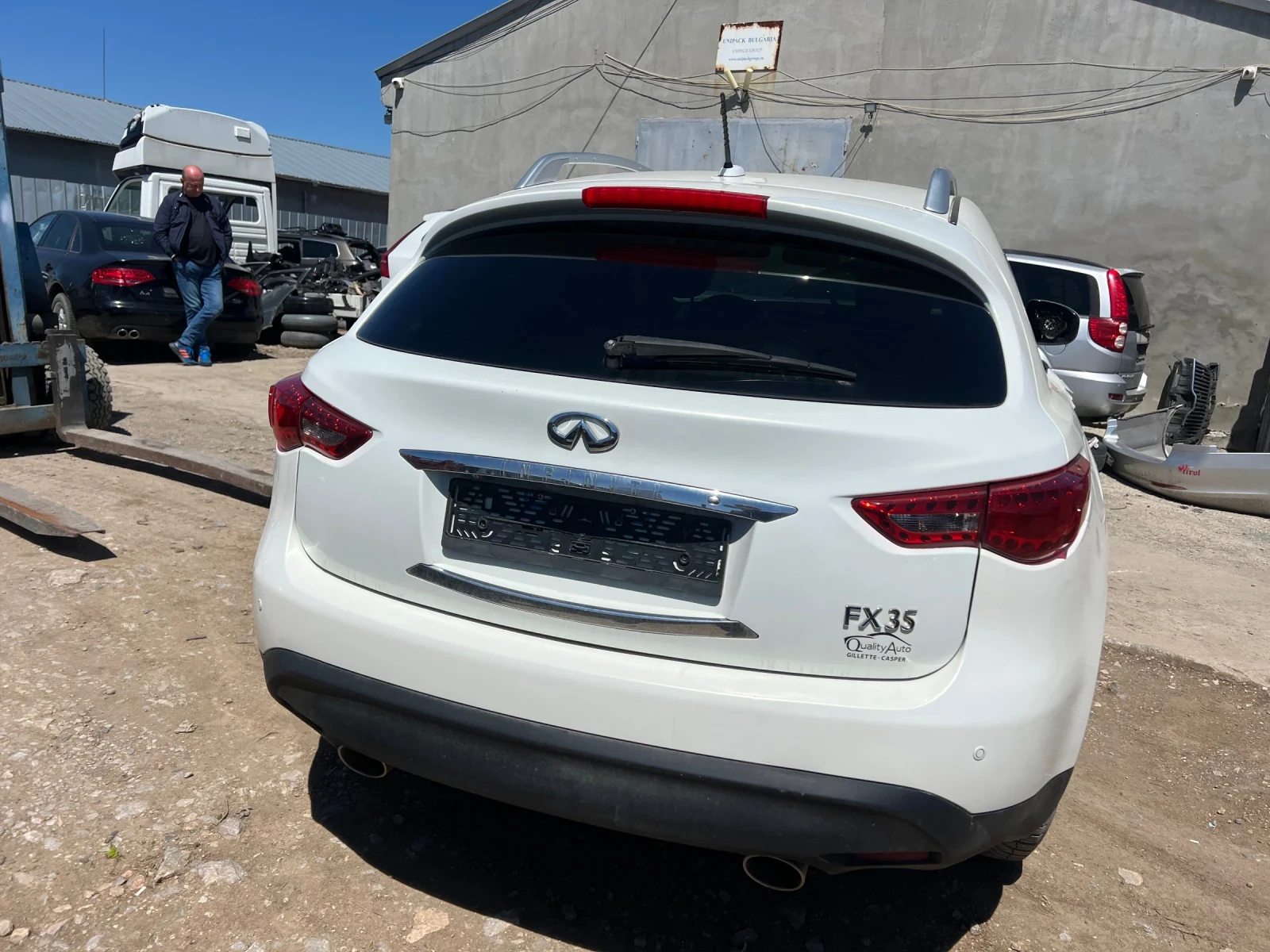 Infiniti Fx 35 3.5i V6 - изображение 2