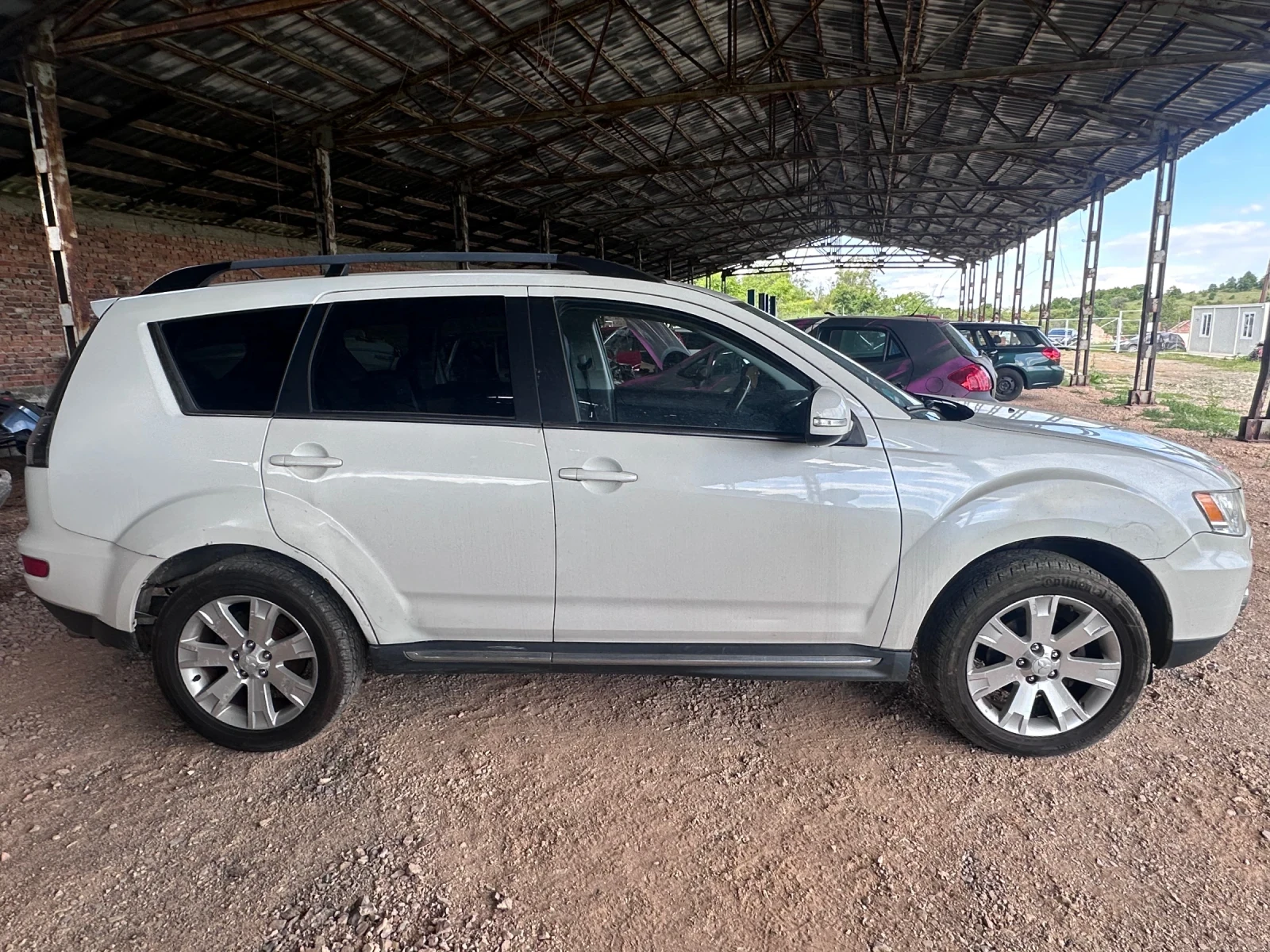 Mitsubishi Outlander 2.2 177 НА ЧАСТИ - изображение 4