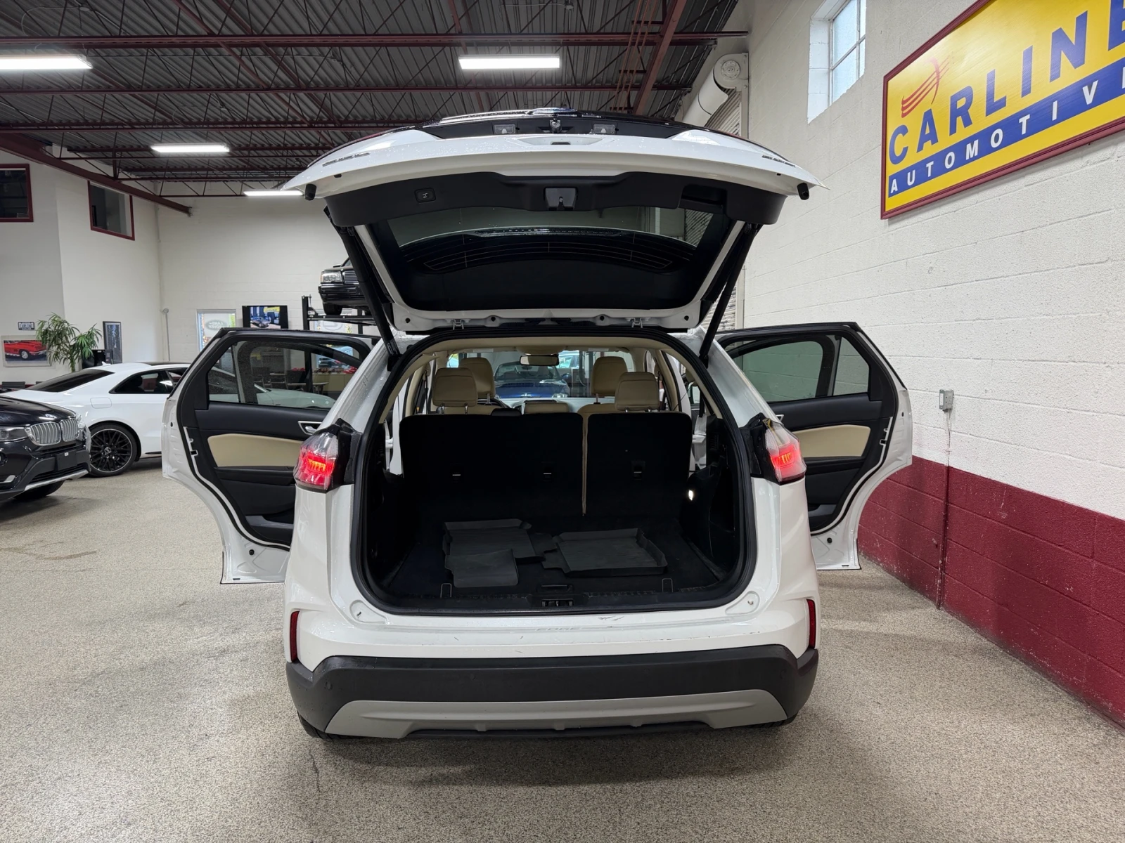 Ford Edge SEL AWD / CARPLAY / KEYLESS - изображение 8