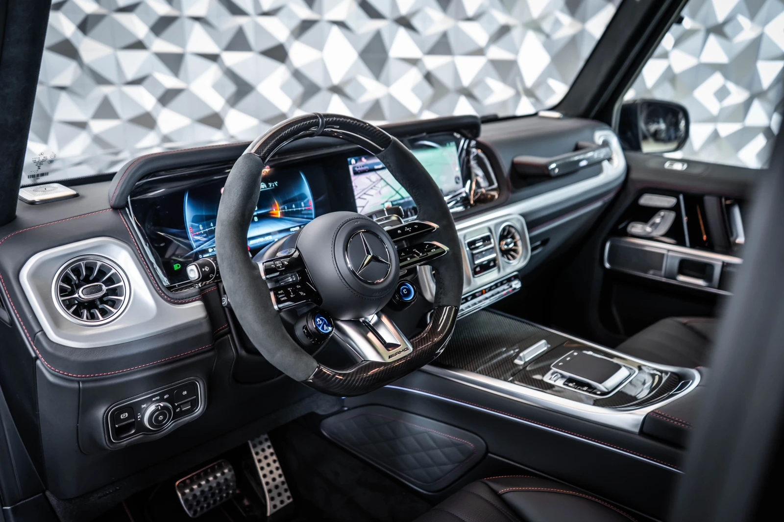 Mercedes-Benz G 63 AMG Carbon* Burmester* 360 - изображение 8