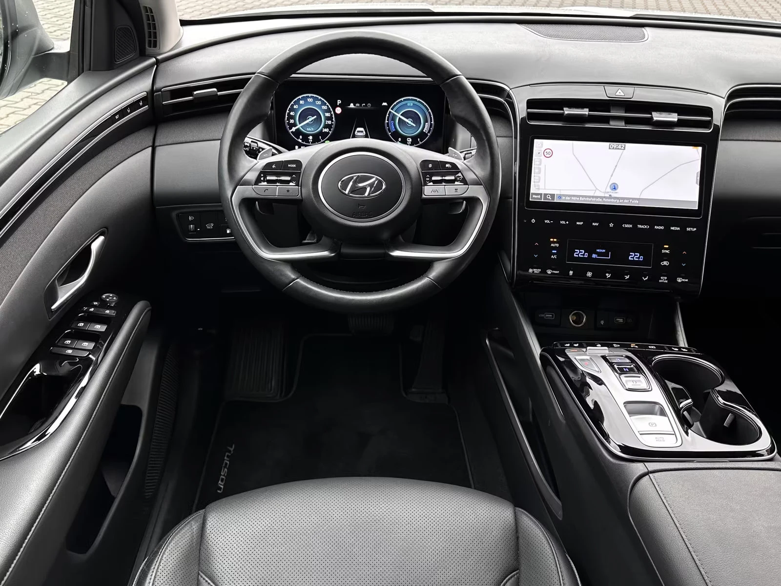 Hyundai Tucson 1.6PHEV/265HP/PRIME/4X4/360/LED/ACC/KRELL/MEM/181z, снимка 11 - Автомобили и джипове - 53894172