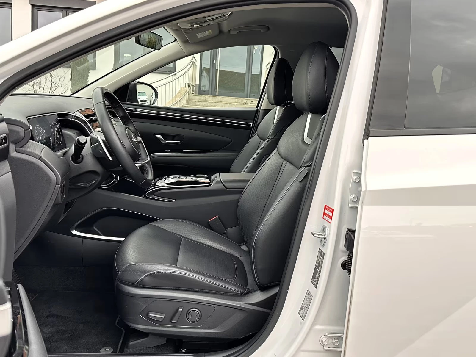 Hyundai Tucson 1.6PHEV/265HP/PRIME/4X4/360/LED/ACC/KRELL/MEM/181z, снимка 12 - Автомобили и джипове - 53894172