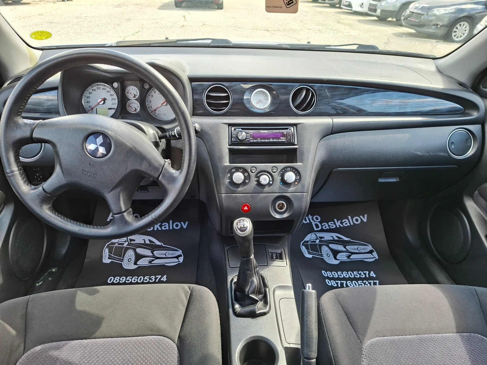 Mitsubishi Outlander 2, 0 i 4wd, снимка 12 - Автомобили и джипове - 54387890