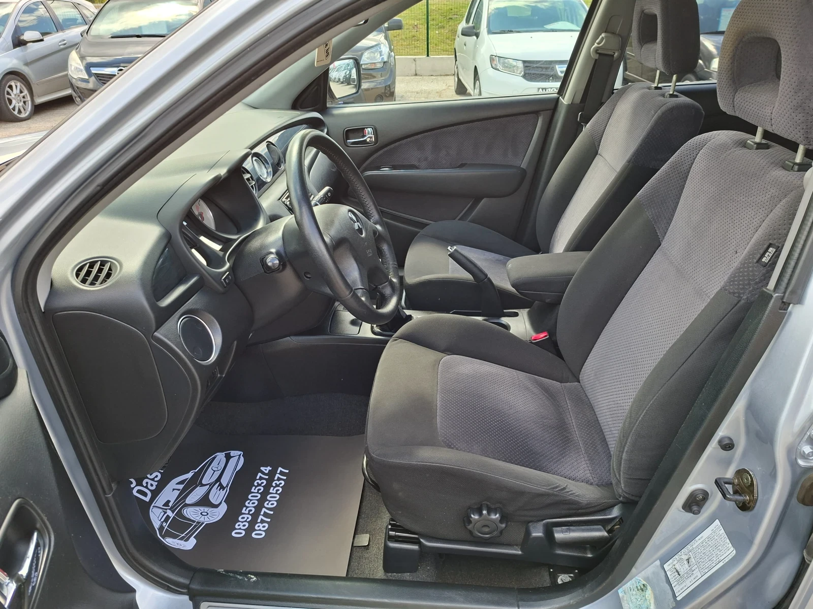 Mitsubishi Outlander 2, 0 i 4wd, снимка 9 - Автомобили и джипове - 54387890