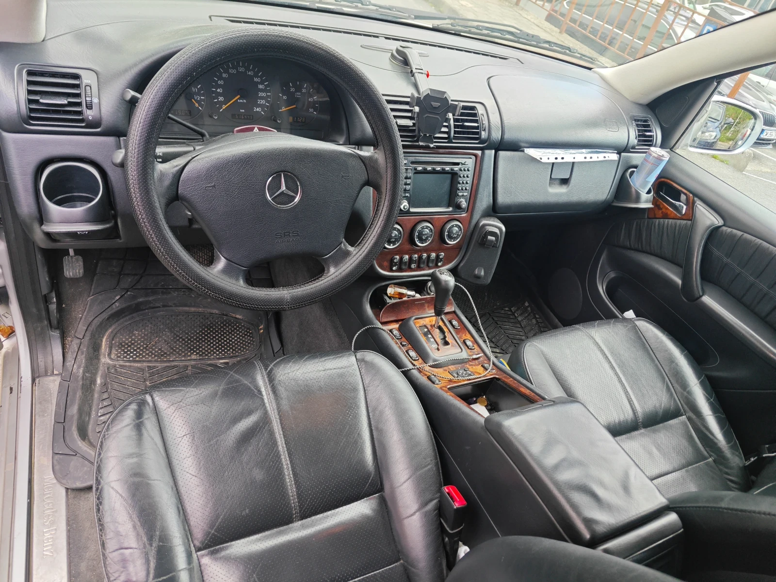 Mercedes-Benz ML 270, снимка 3 - Автомобили и джипове - 54451856