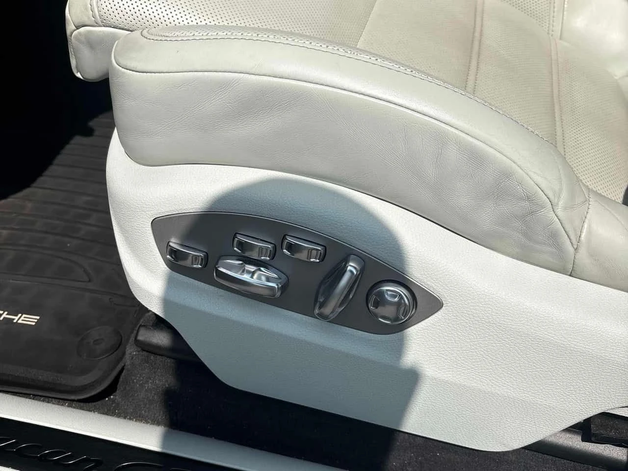 Porsche Macan GTS | CARFAX | ���������� ��� ������������ ������ | Mobile.bg � ����������� 13