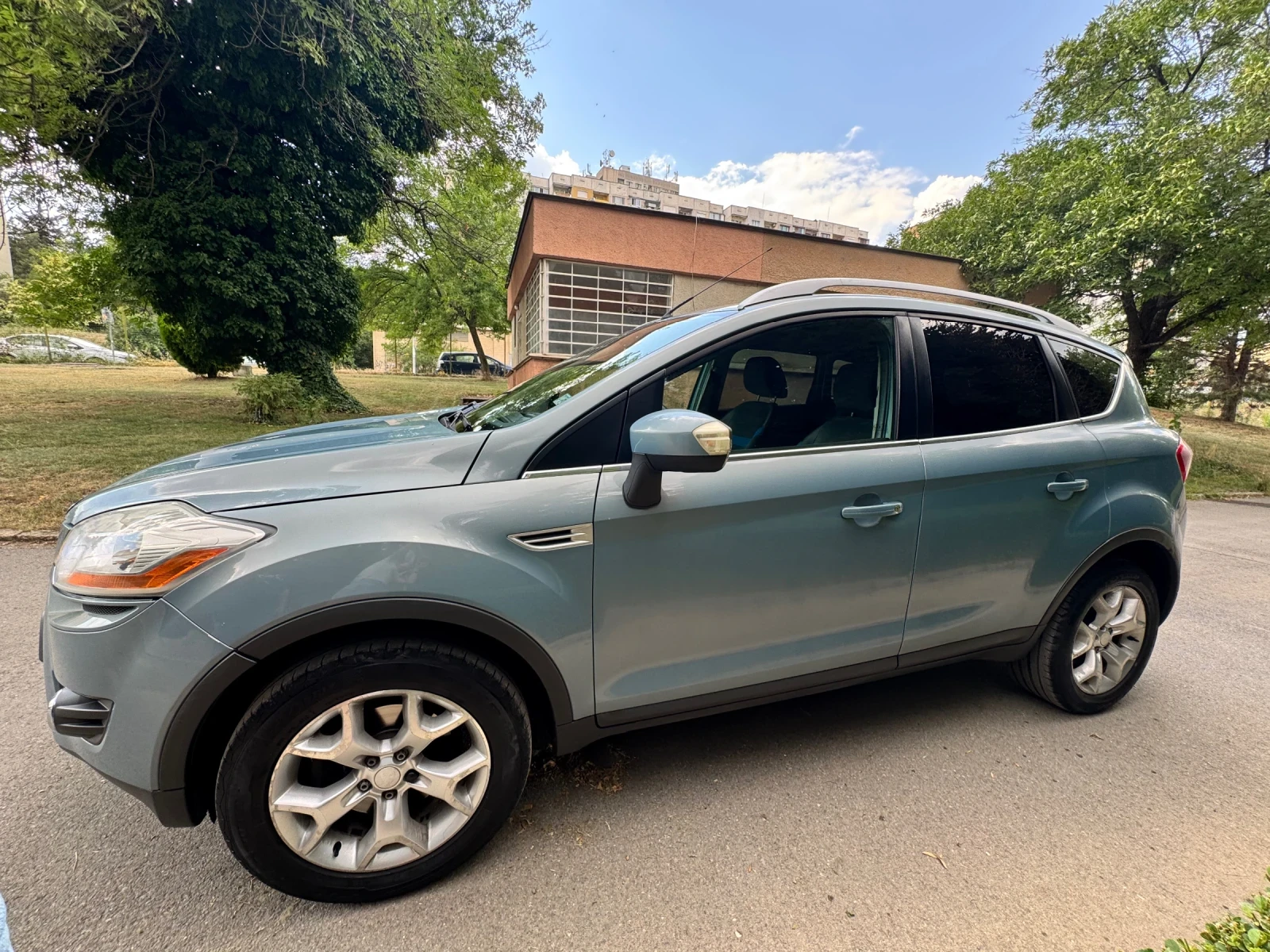 Ford Kuga 2.5 Turbo, 4x4, снимка 5 - Автомобили и джипове - 55593052