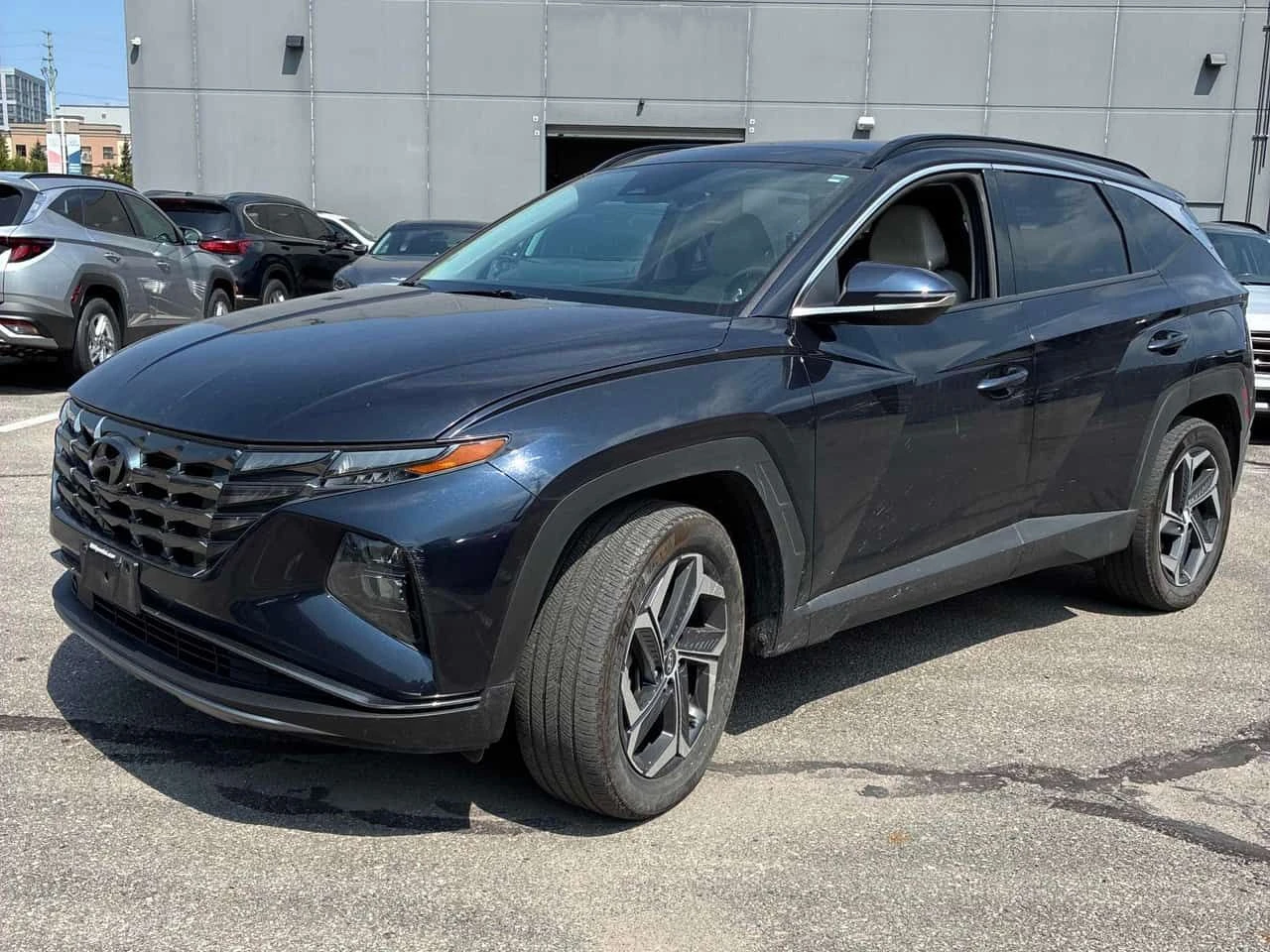 Hyundai Tucson Luxury | CARFAX | АВТОФИНАНСИРАНЕ, снимка 3 - Автомобили и джипове - 55631502