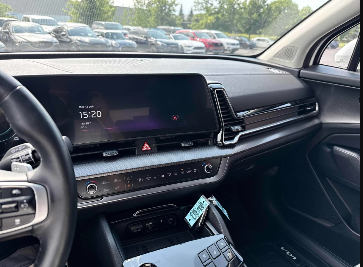 Kia Sportage AWD* 13к км* Обдух* Подгрев* Панорама* БЕЗ ЩЕТИ, снимка 9 - Автомобили и джипове - 55656990