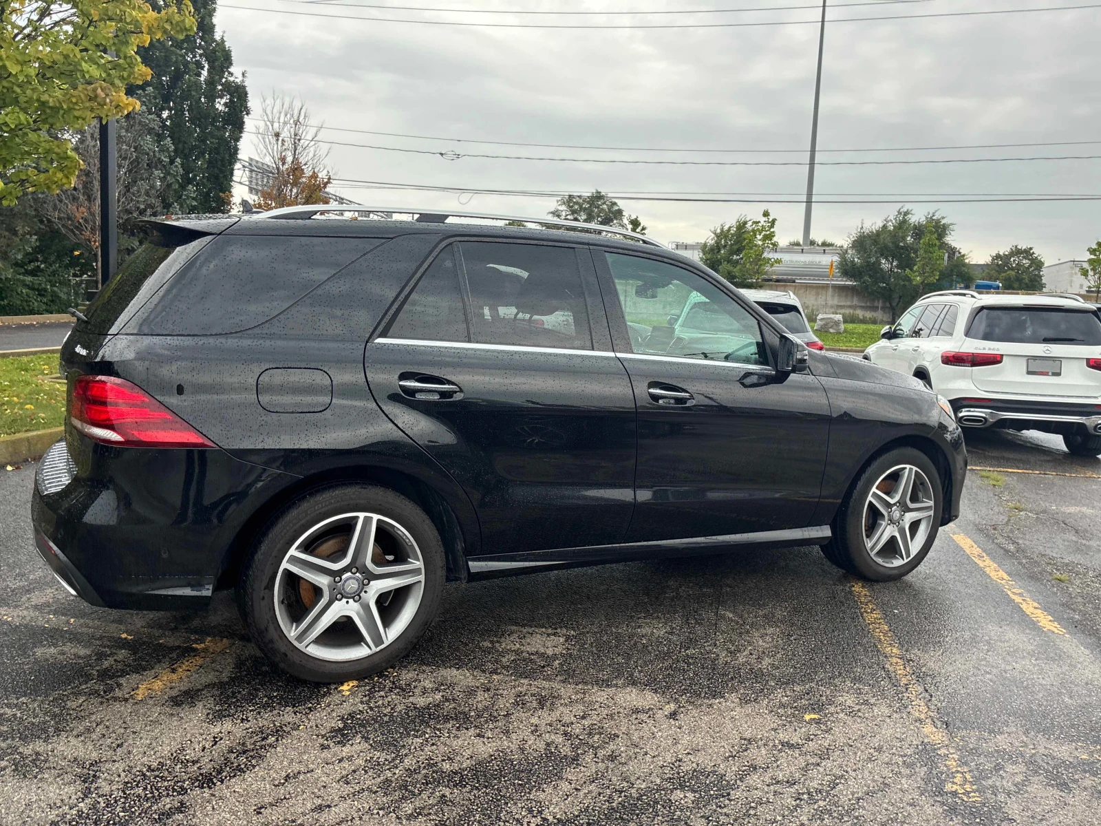 Mercedes-Benz GLE 350 d * CARFAX * БЕЗ ПЪРВОНАЧАЛНА ВНОСКА, снимка 3 - Автомобили и джипове - 56025142