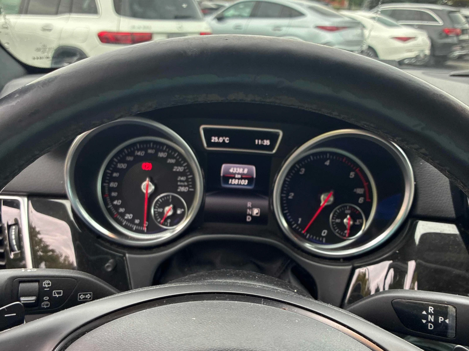 Mercedes-Benz GLE 350 d * CARFAX * БЕЗ ПЪРВОНАЧАЛНА ВНОСКА, снимка 8 - Автомобили и джипове - 56025142
