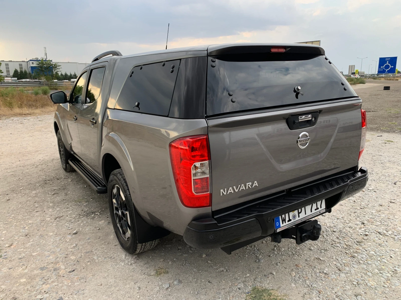 Nissan Navara 2.3 dci/ 4x4/190kc, снимка 5 - Автомобили и джипове - 56172751