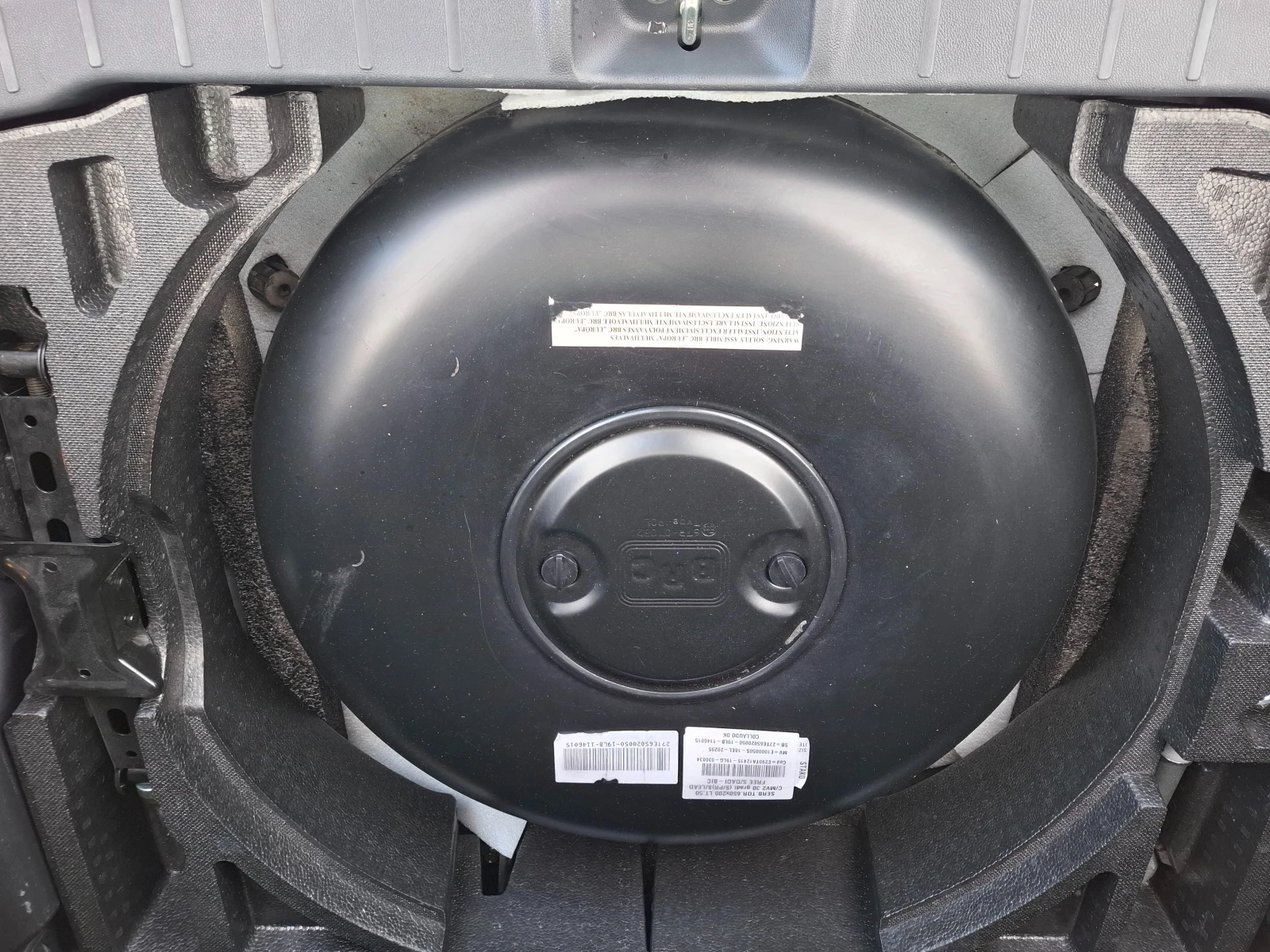 Mitsubishi ASX 1, 6i Италия, снимка 12 - Автомобили и джипове - 56309806