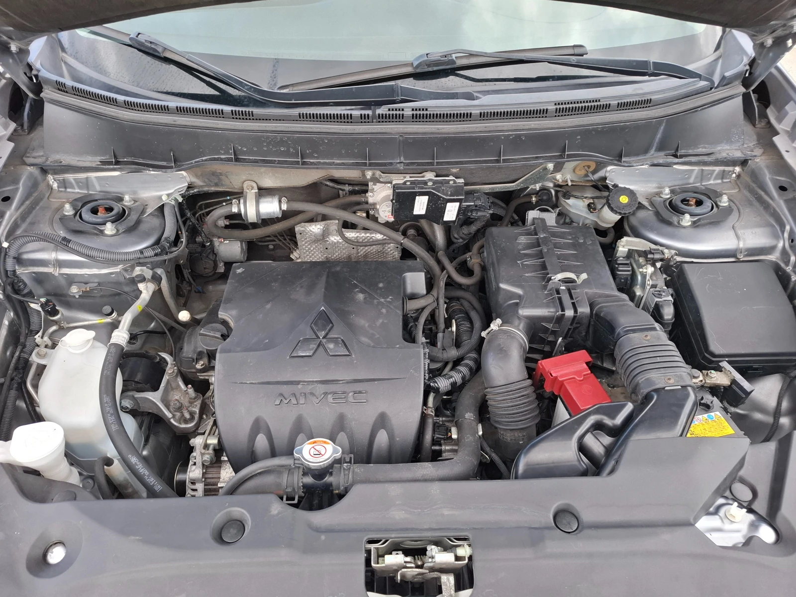 Mitsubishi ASX 1, 6i Италия, снимка 15 - Автомобили и джипове - 56309806