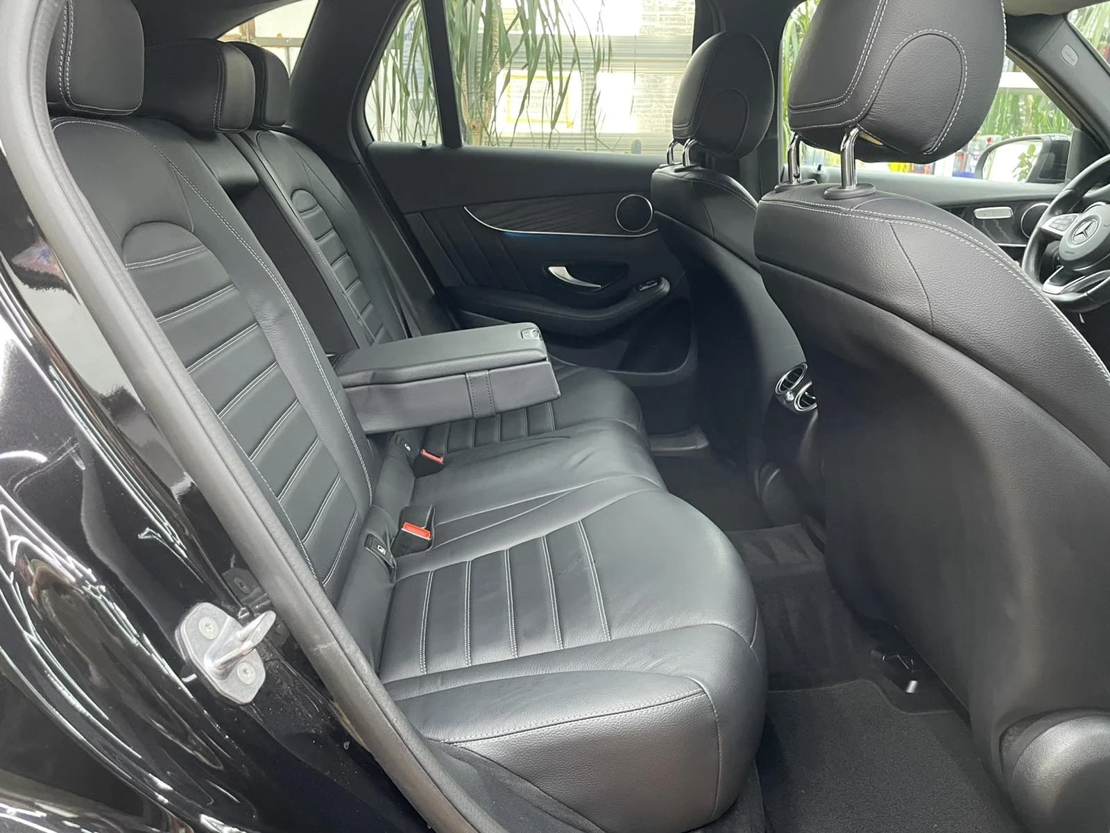 Mercedes-Benz GLC 250, снимка 8 - Автомобили и джипове - 56318790
