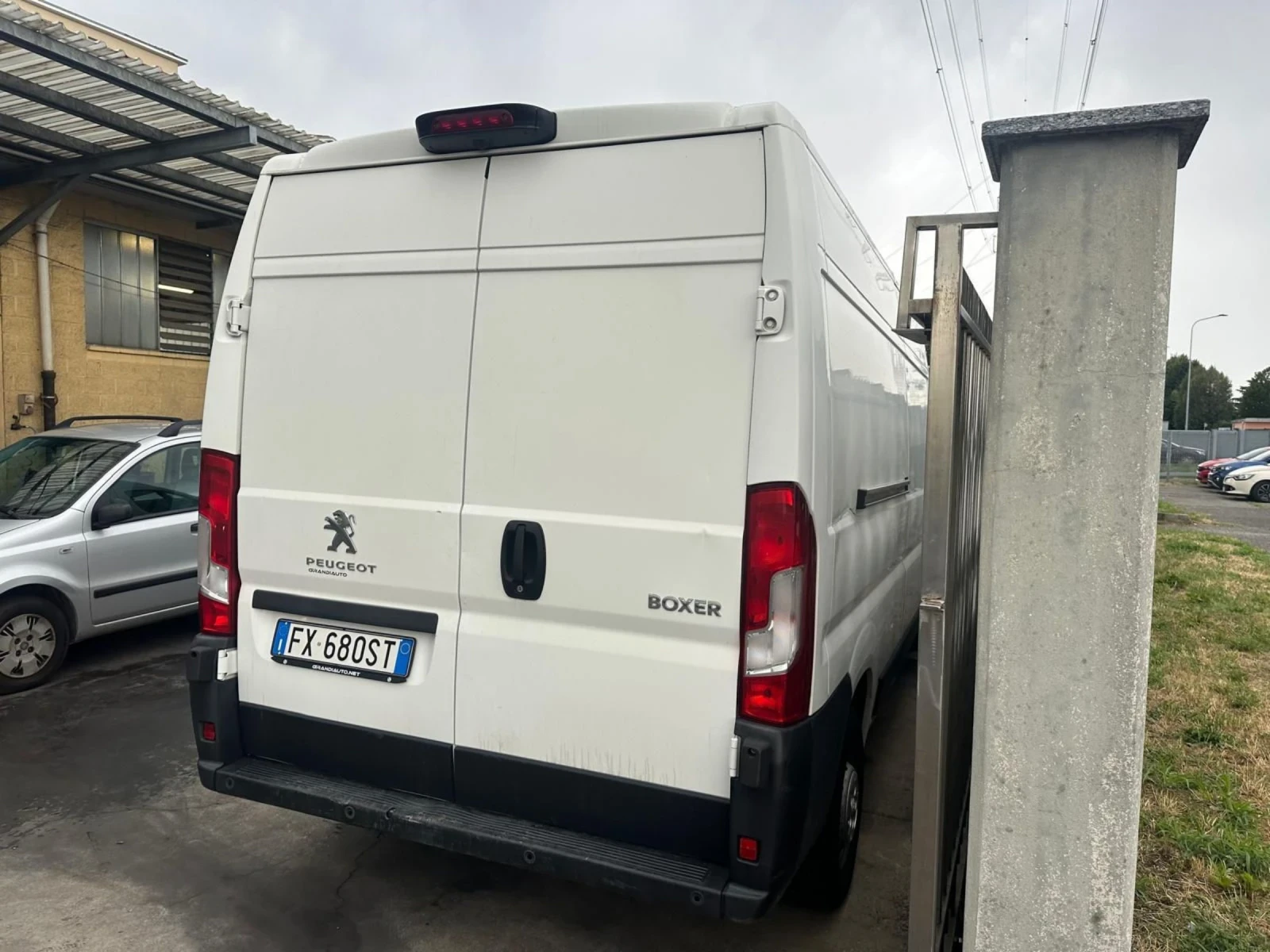 Peugeot Boxer 2.0HDi L3H2 - изображение 4