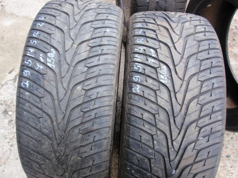 Гуми Всесезонни 295/45R20, снимка 3 - Гуми и джанти - 8366041