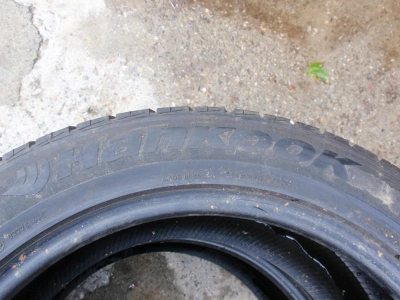 Гуми Всесезонни 295/45R20, снимка 7 - Гуми и джанти - 8366041