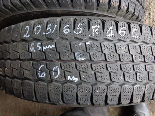 Гуми Зимни 205/65R16, снимка 1 - Гуми и джанти - 16588932