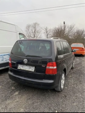 VW Touran 2.0 TDI, снимка 2