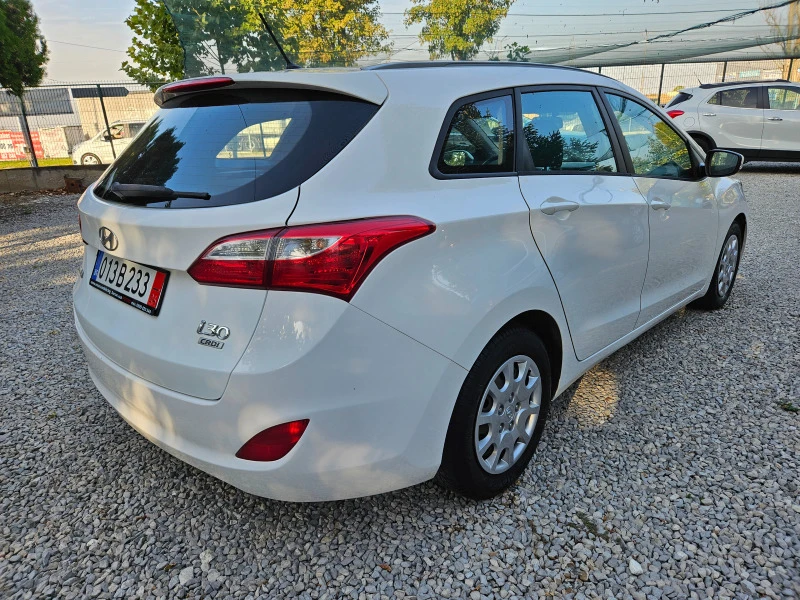 Hyundai I30 1.6 crdi, снимка 4 - Автомобили и джипове - 42434490