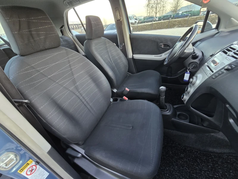 Toyota Yaris 1.4D/KLIMATIK/TOP, снимка 12 - Автомобили и джипове - 48619955