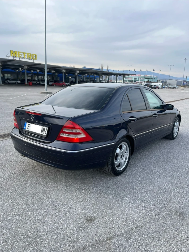 Mercedes-Benz C 200, снимка 5 - Автомобили и джипове - 48837895