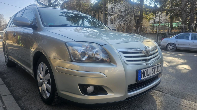 Toyota Avensis 1.8, снимка 7 - Автомобили и джипове - 48999018