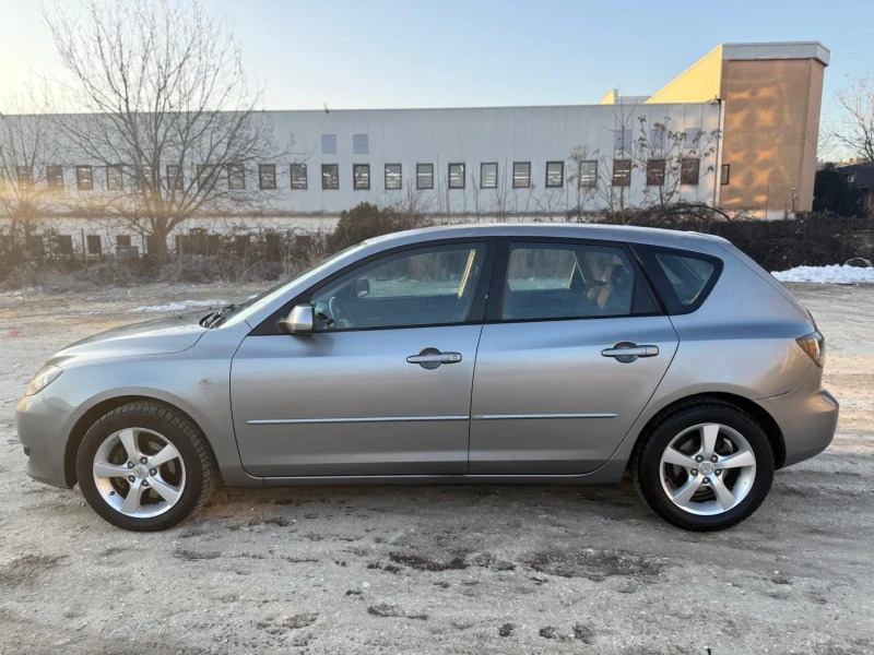 Mazda 3 1.6HDI/ FACELIFT/ ОБСЛУЖЕНА/ ВСИЧКО ПЛАТЕНО !!, снимка 6 - Автомобили и джипове - 49367867