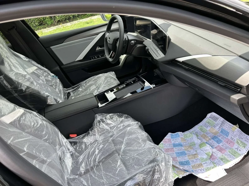 Opel Astra, снимка 11 - Автомобили и джипове - 51691204